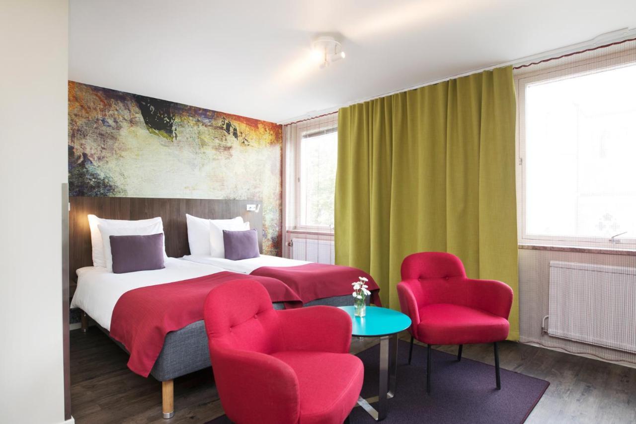 Hotel Profilhotels Savoy 4*